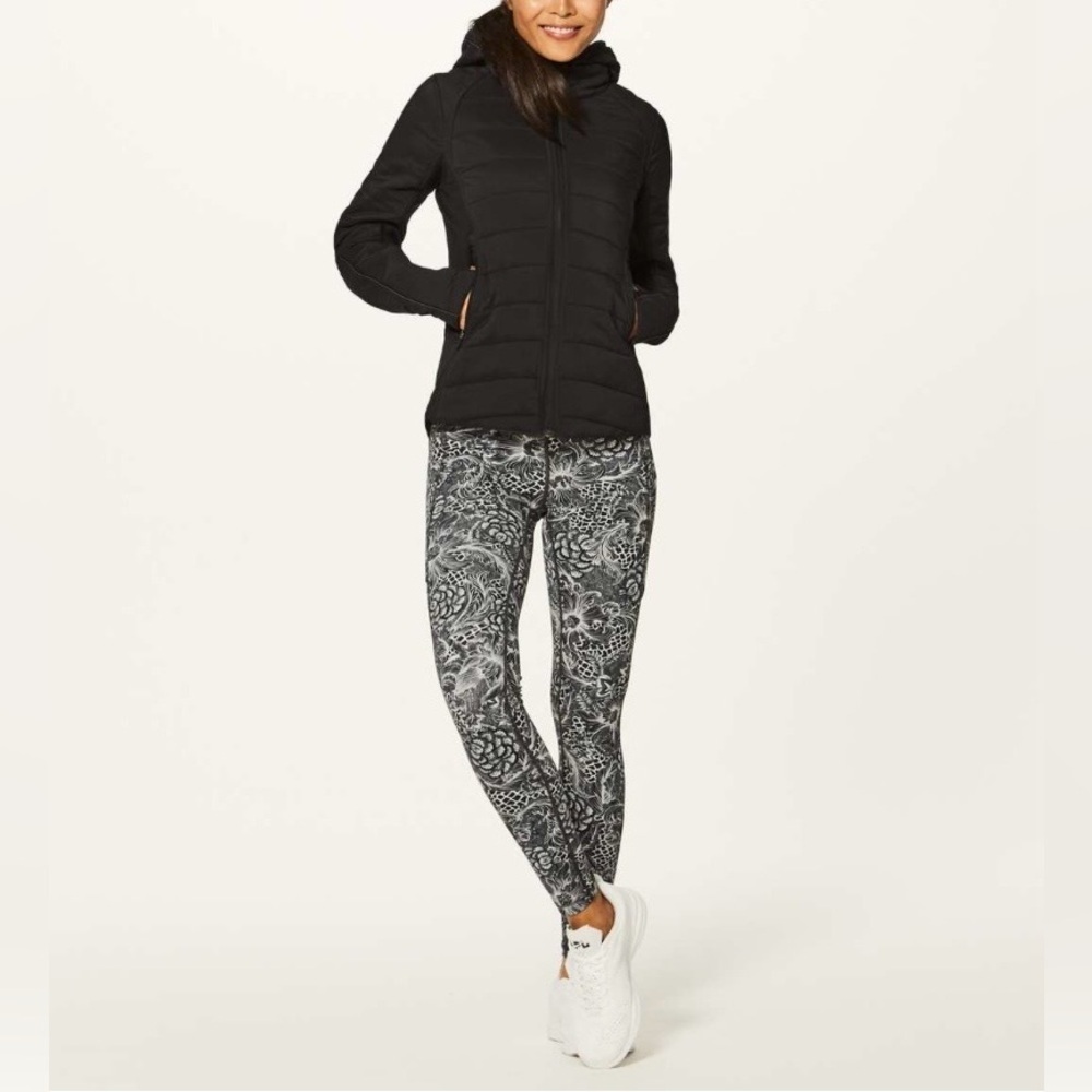 2017 Lululemon Extra Mile Quilted Jacket Coat Black Rare Size 4 - Picture 2 of 9